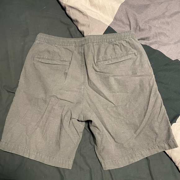 Shorts - Picture 3 of 3